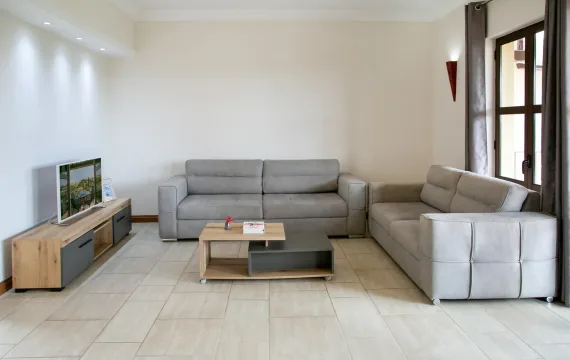 L1828401