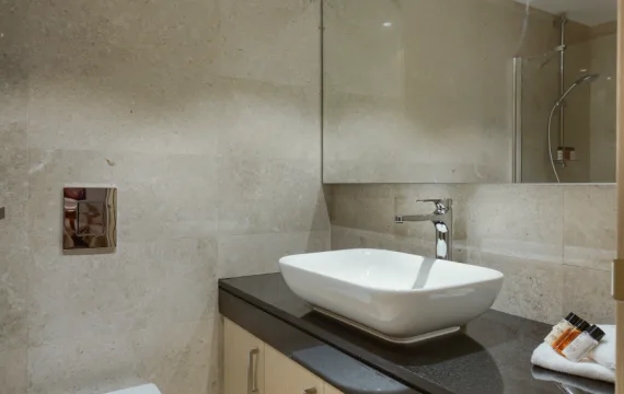 Bathroom5 200716 151004 mtime20200716151003