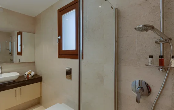Bathroom1 mtime20200716150955