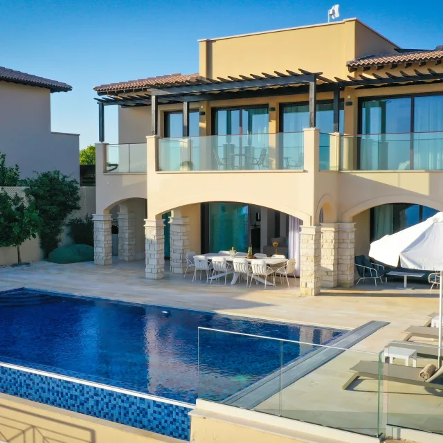 Elite Superior Villas With Private Pool, Aphrodite Hills Resort