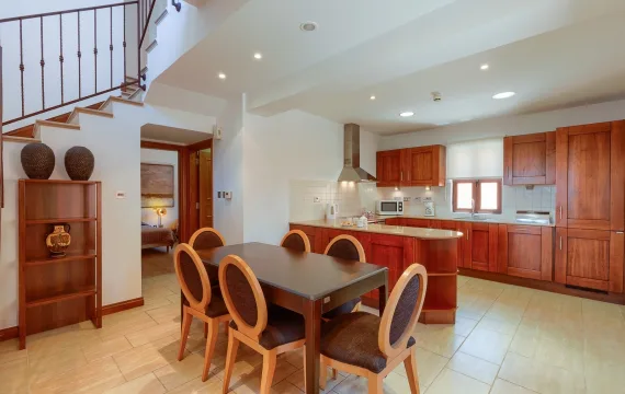 07c AHR02 mtime20231205110733