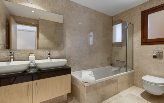 AM02 9 mtime20181122133116